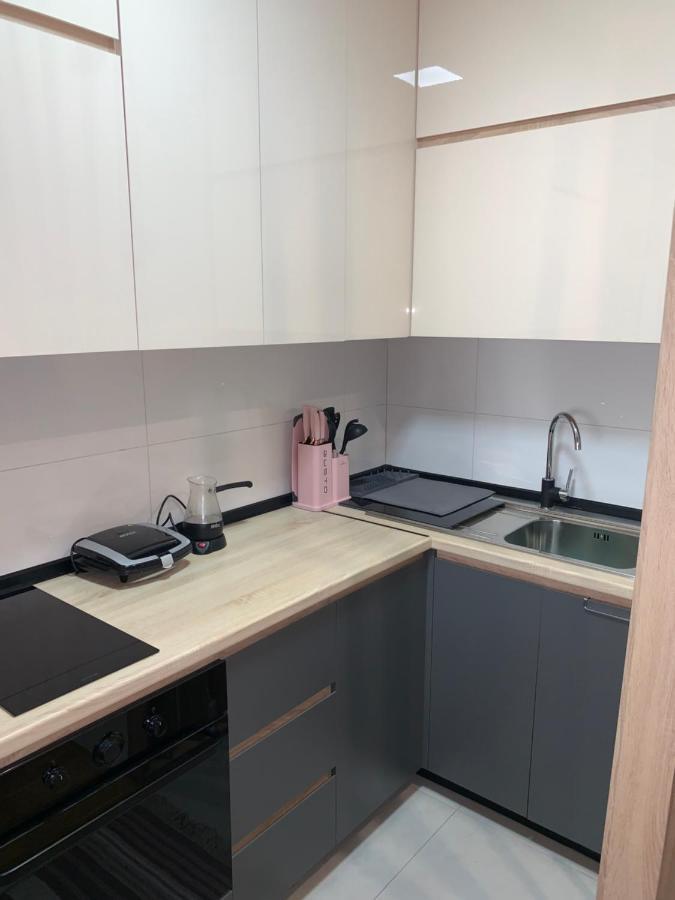 Pink Modern Apartment Skopje Bagian luar foto
