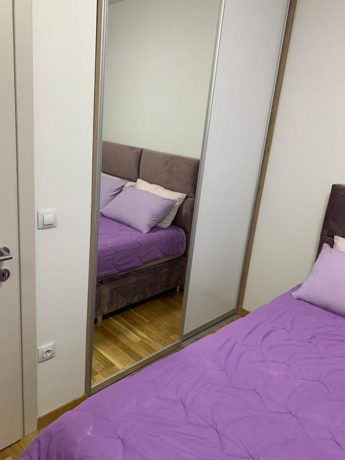 Pink Modern Apartment Skopje Bagian luar foto
